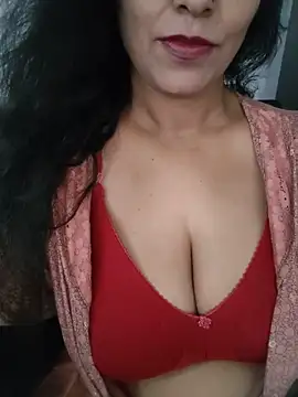 Snapshot of Deepa_Sharma143 chatting on June 19, 2026, 1:44 am Deepa Sharma143 online show from June 19, 2026, 1:44 am