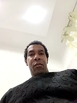 estrogeni online show from January 10, 2026, 9:32 pm