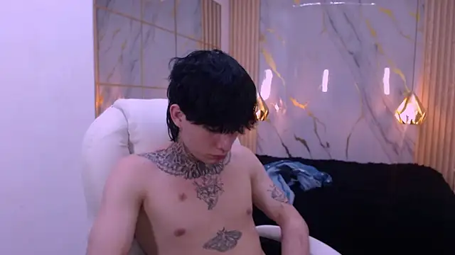 Iantwink18 online show from March 10, 2026, 3:54 am