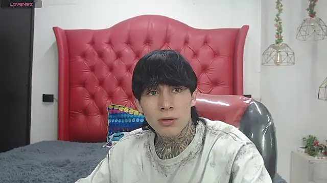 Iantwink18 online show from March 26, 2026, 8:51 pm