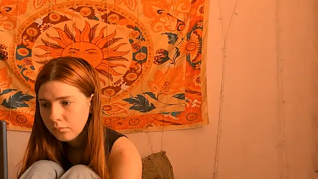 AliceCUNTach online show from June 5, 2026, 6:52 am