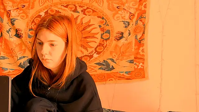 AliceCUNTach online show from June 28, 2026, 5:03 am