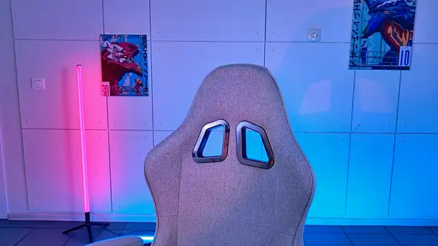 AliceCUNTach online show from November 15, 2025, 5:11 am