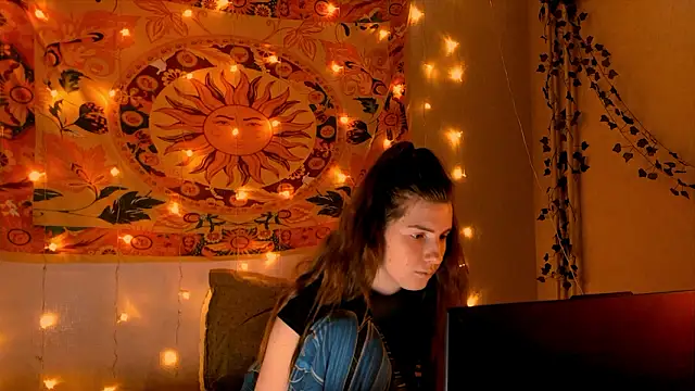 AliceCUNTach online show from February 5, 2026, 5:09 pm