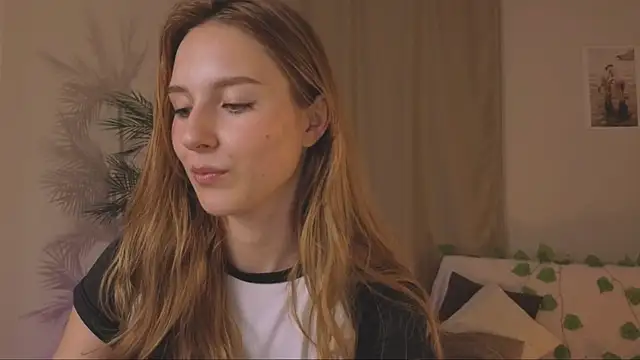 Vegas V online show from October 5, 2025, 3:03 pm