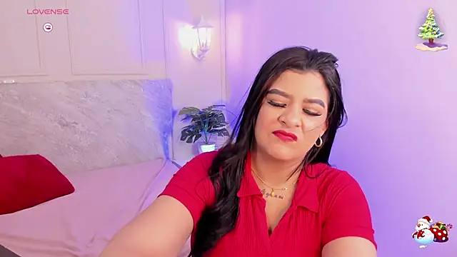 TianaGlow26 online show from November 25, 2025, 7:47 pm