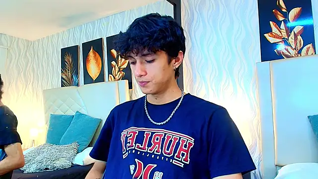 Lean Portman online show from November 28, 2025, 9:04 pm