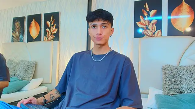 Lean Portman online show from September 18, 2025, 8:56 pm