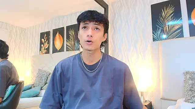 Lean Portman online show from April 25, 2026, 2:36 pm