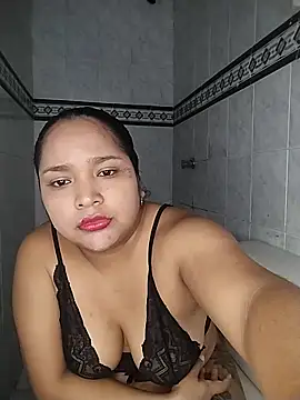 Angelly ricura online show from November 28, 2025, 2:06 pm