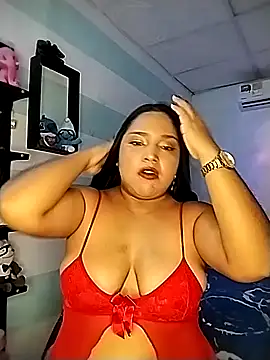 Angelly ricura online show from September 19, 2025, 2:21 pm