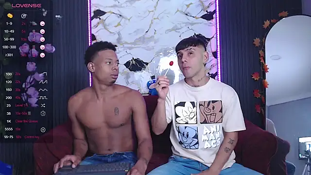 SpicyBoys X online show from November 19, 2025, 11:27 pm