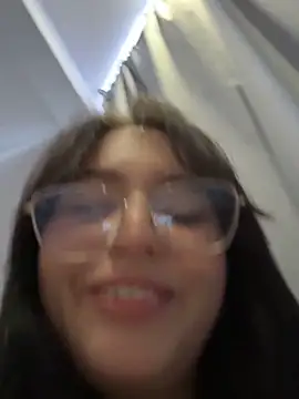 Angeldusttt online show from September 22, 2025, 6:14 pm