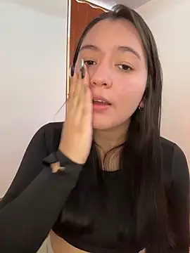 Angeldusttt online show from October 14, 2025, 3:01 pm