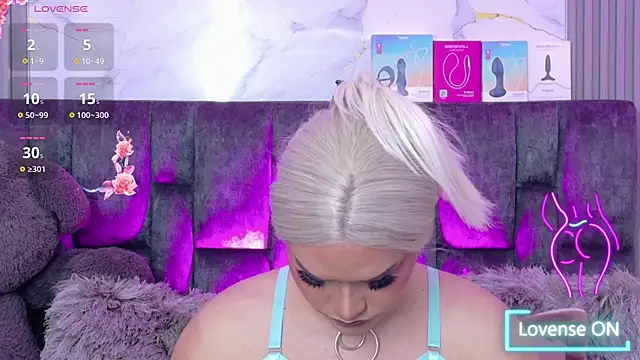 Ava Cristi online show from August 5, 2026, 3:50 pm