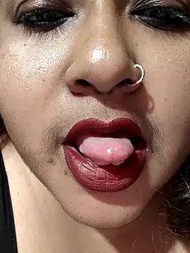 Snapshot of hotbhabhi011 chatting on February 5, 2026, 4:58 pm hotbhabhi011 online show from February 5, 2026, 4:58 pm