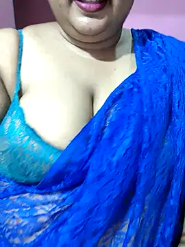 hotbhabhi011 online show from August 3, 2026, 12:33 pm