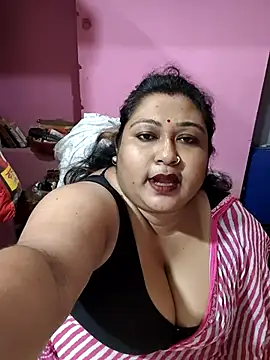 hotbhabhi011 online show from July 20, 2026, 12:29 pm