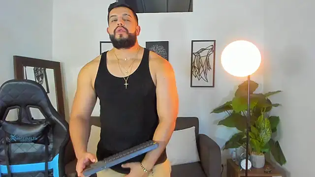 Snapshot of Justin_kingX7 chatting on March 5, 2026, 2:19 am Justin kingX7 online show from March 5, 2026, 2:19 am