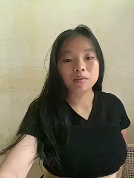 viluna online show from October 2, 2025, 4:38 am