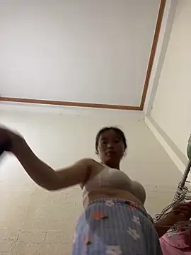 viluna online show from December 17, 2025, 12:43 pm