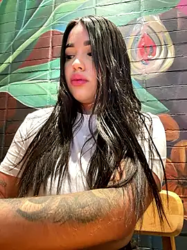 SofiaWildee online show from January 9, 2026, 11:00 pm