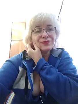 52MiaLove02 online show from February 8, 2026, 5:49 am