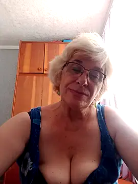 52MiaLove02 online show from July 6, 2026, 3:03 pm