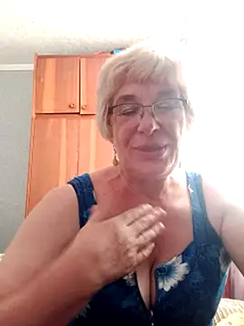 52MiaLove02 online show from July 17, 2026, 4:48 pm