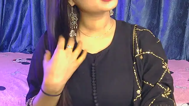 priya-kumari22 online show from February 19, 2026, 7:22 pm