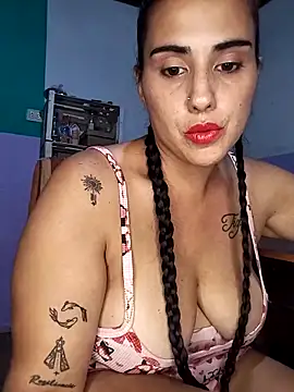 kariciasecreta online show from April 4, 2026, 2:29 am