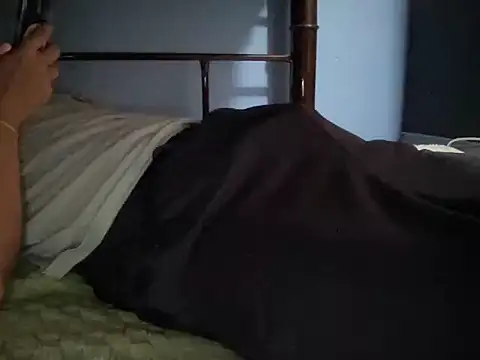 Snapshot of XxKingDemontxX chatting on February 26, 2026, 11:27 pm XxKingDemontxX online show from February 26, 2026, 11:27 pm