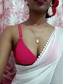 Snapshot of riyaroy9999 chatting on March 25, 2026, 6:18 pm riyaroy9999 online show from March 25, 2026, 6:18 pm