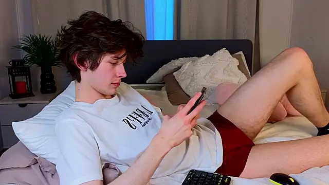  Den1s  online show from February 4, 2026, 1:39 pm