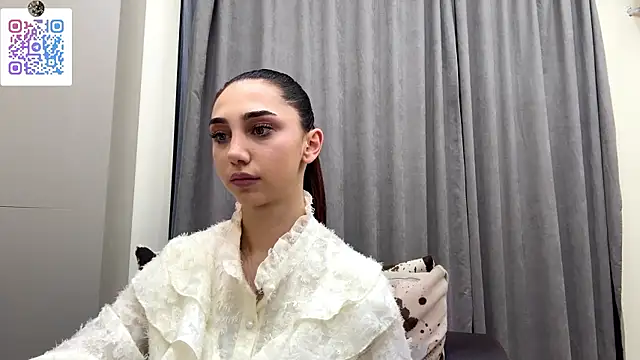 LinaMour online show from January 8, 2026, 10:27 pm