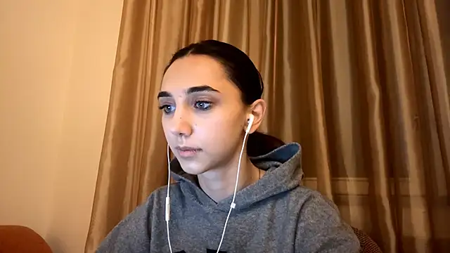 LinaMour online show from September 25, 2025, 10:16 pm