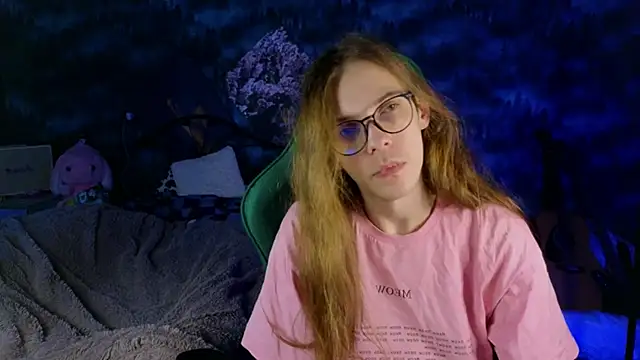 artass2 online show from October 30, 2025, 9:44 pm