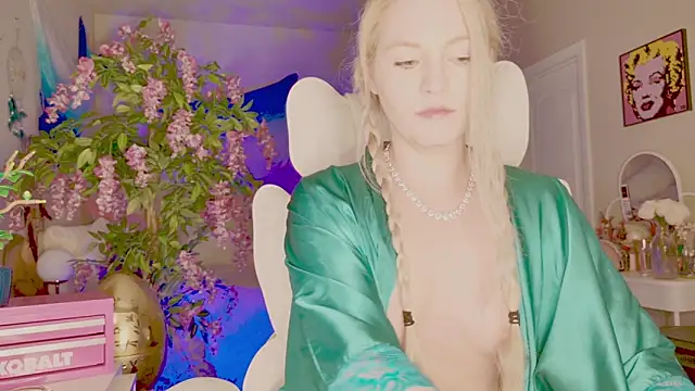 Talulaa online show from March 23, 2026, 9:14 pm