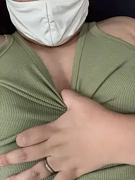 Snapshot of maripi_rabbit chatting on September 12, 2025, 6:46 am maripi rabbit online show from September 12, 2025, 6:46 am