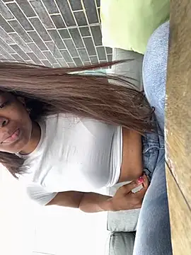 Idonotcherishu online show from October 3, 2025, 6:09 pm