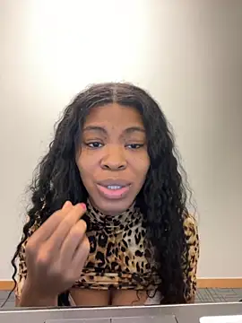 Idonotcherishu online show from September 25, 2025, 6:25 pm