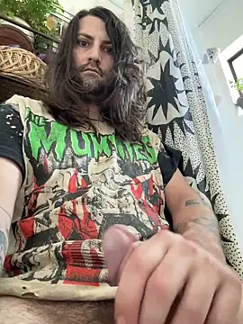 Snapshot of crashnasty chatting on May 24, 2026, 2:06 pm crashnasty online show from May 24, 2026, 2:06 pm