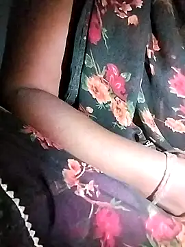 Snapshot of Sapnaji500 chatting on December 14, 2025, 10:32 am Sapnaji500 online show from December 14, 2025, 10:32 am