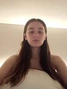 freakylittlebitch69 online show from September 14, 2025, 3:07 am