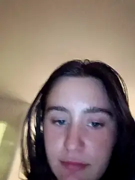 freakylittlebitch69 online show from September 25, 2025, 9:21 pm