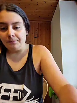 YoungLiisaxx online show from October 22, 2025, 8:14 am