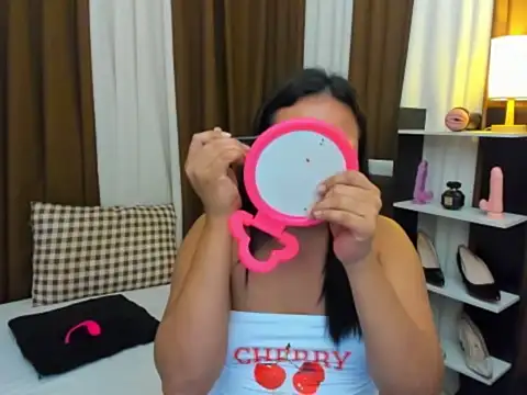 TsUncutKaren online show from October 28, 2025, 8:41 pm