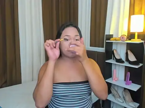 TsUncutKaren online show from September 25, 2025, 4:46 pm