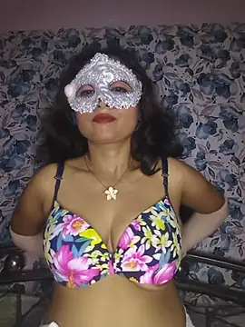 yours sugar babe online show from July 17, 2026, 10:01 am
