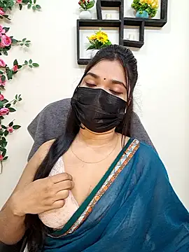 ariya-03 online show from November 4, 2025, 5:44 am